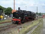 Eine 38 ist am 15.08.2004 im Eisenbahnmuseum in Bochum-Dalhausen unterwegs.